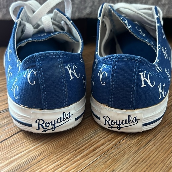 Kansas City Royals Row One Logo Lace Up Shoes - Picture 5 of 8